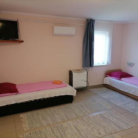 Apartament Cserke Gyoengye Apartman Cserkeszőlő Zewnętrze zdjęcie